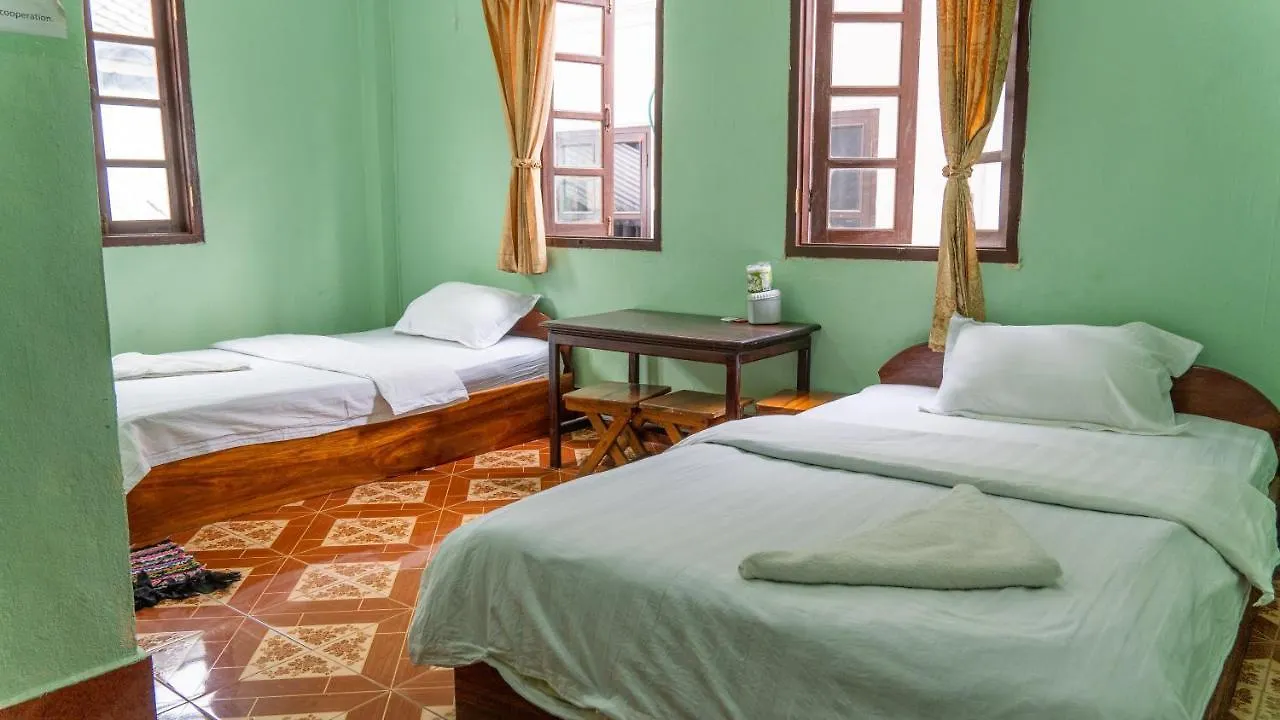 Mao Pha Sok Guesthouse Luang Prabang Penzion